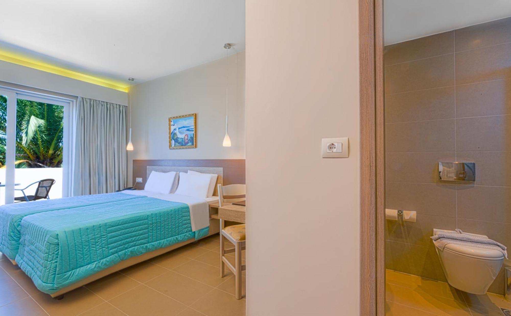 Hotel Esperia 马尔马里 外观 照片